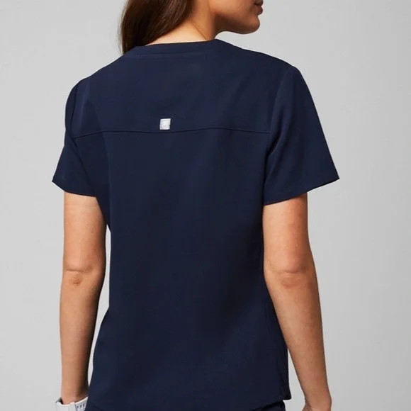 NWT Fabletics Vital Scrub Top Navy L X62 - Picture 4 of 6